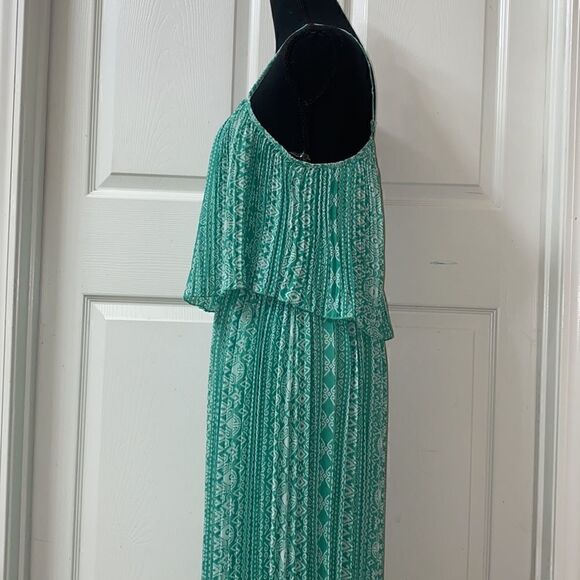 Magic Pleated Maxi Dress(Size Small) - Picture 4 of 6
